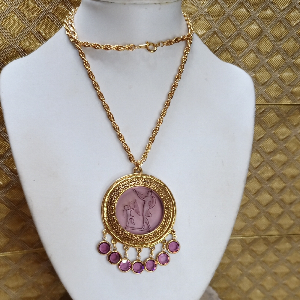 Vintage Signed Goldette Reverse Carved Purple Glass Pendant Necklace